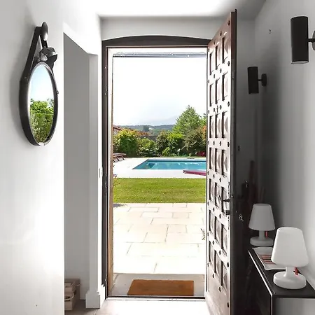 Belle Maison Basque Avec Piscine Pres De Guethary Ahetze