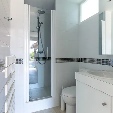 Belle Maison Basque Avec Piscine Pres De Guethary Vakantiehuis Ahetze
